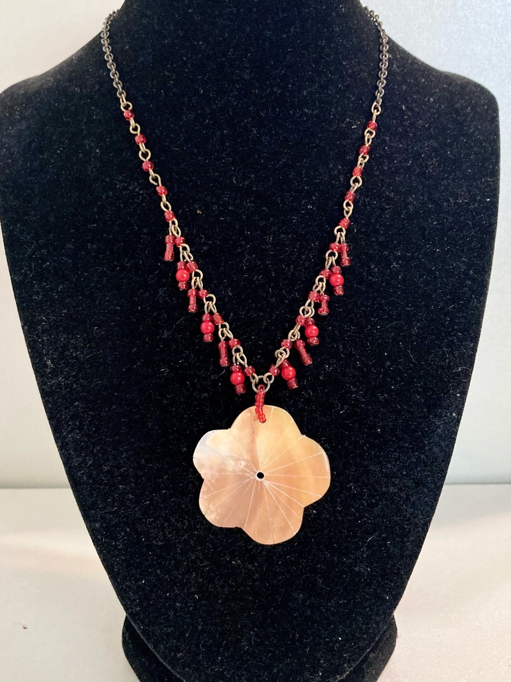 Claire's Red Beaded Necklace Cream Flower Pendant boho Cottagecore